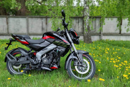 Мотоцикл BAJAJ PULSAR NS 200