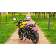 Тест-драйв мотоцикла Bajaj Pulsar NS200: юниор